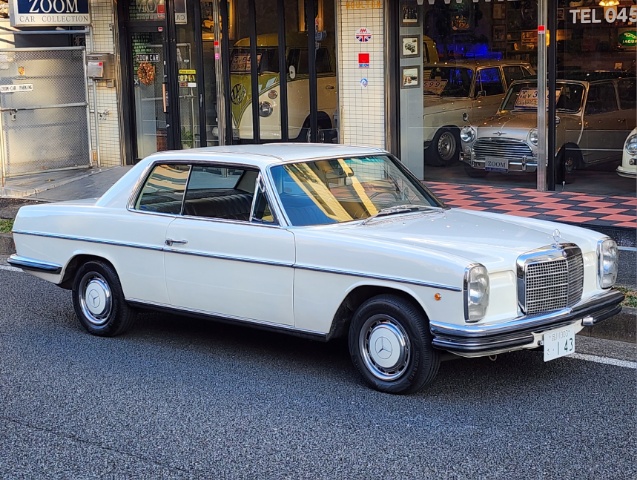 W114 250CE 4速MT イタリア仕様 前期モデル | ZOOM CAR COLLECTION ズームカーコレクション